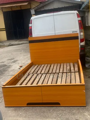 Top Quality 41⁄2 by 6 Bedframe