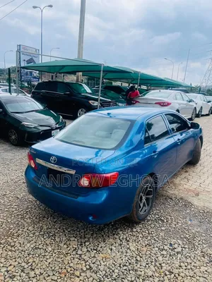 Toyota Corolla 2010 Blue
