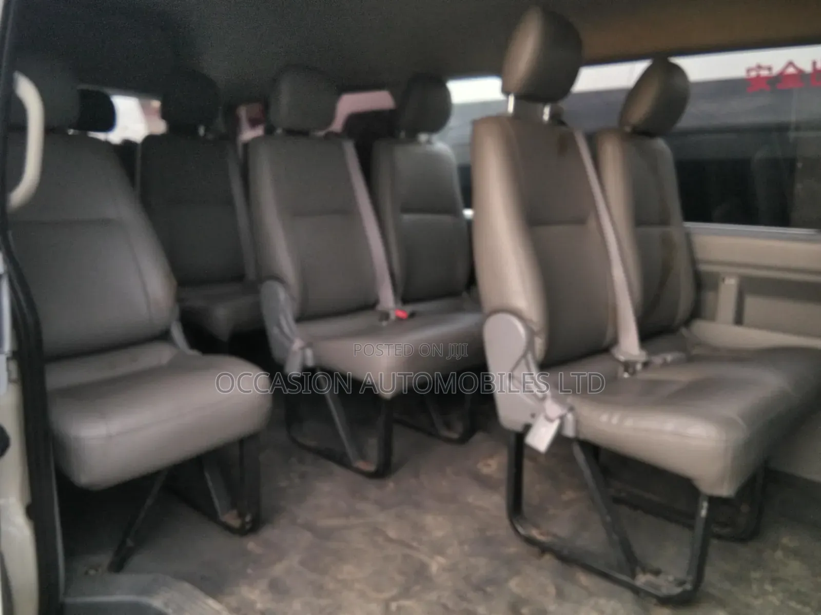 Toyota HiAce 2016 White