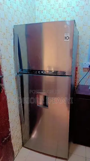Lg Gl-F502hlhl 471l Frost-Free Double Door Top Freezer Refrigerator Wi