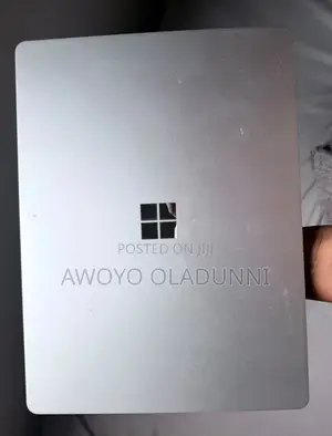 Laptop Microsoft Surface Go 4GB Intel Core i5 SSD 60GB