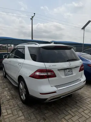 Mercedes-Benz M Class ML350 4MATIC 4dr SUV AWD (3.5L 6cyl 7A) 2015