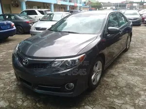 Toyota Camry 2014 Gray