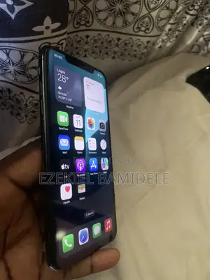 Apple iPhone XS Max 64 GB Black