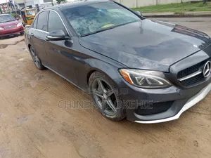 Mercedes-Benz C300 2016 Gray