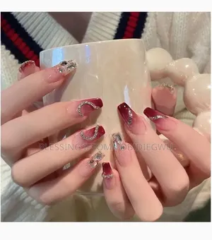 Reusable 24 Pieces Press On Nails