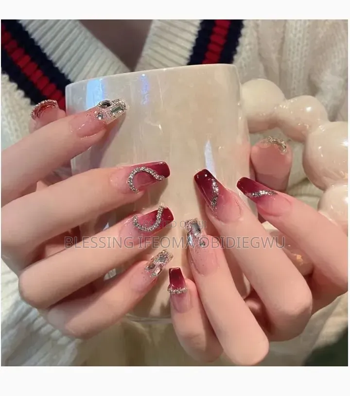 Reusable 24 Pieces Press On Nails