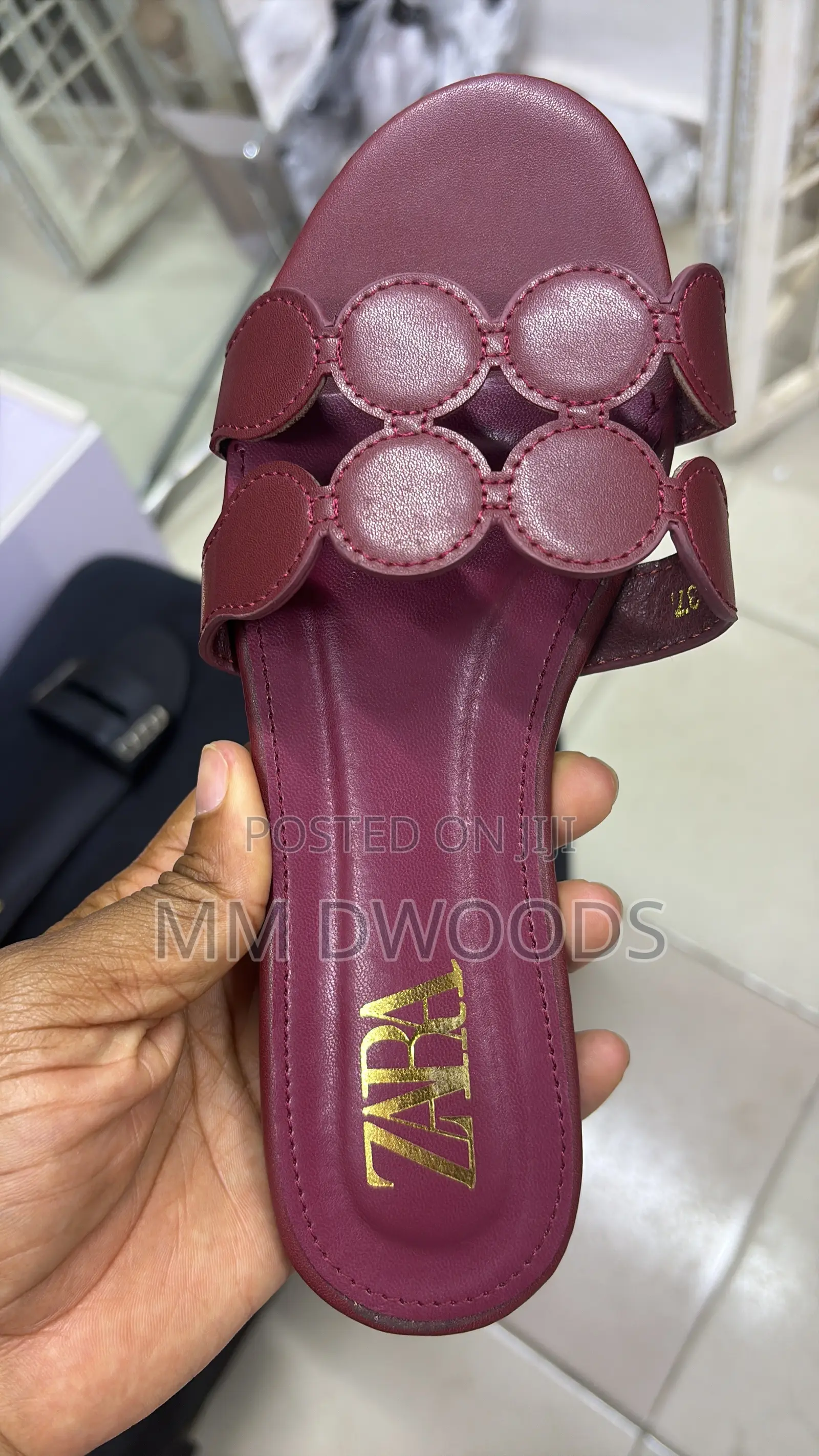 Flat Slippers