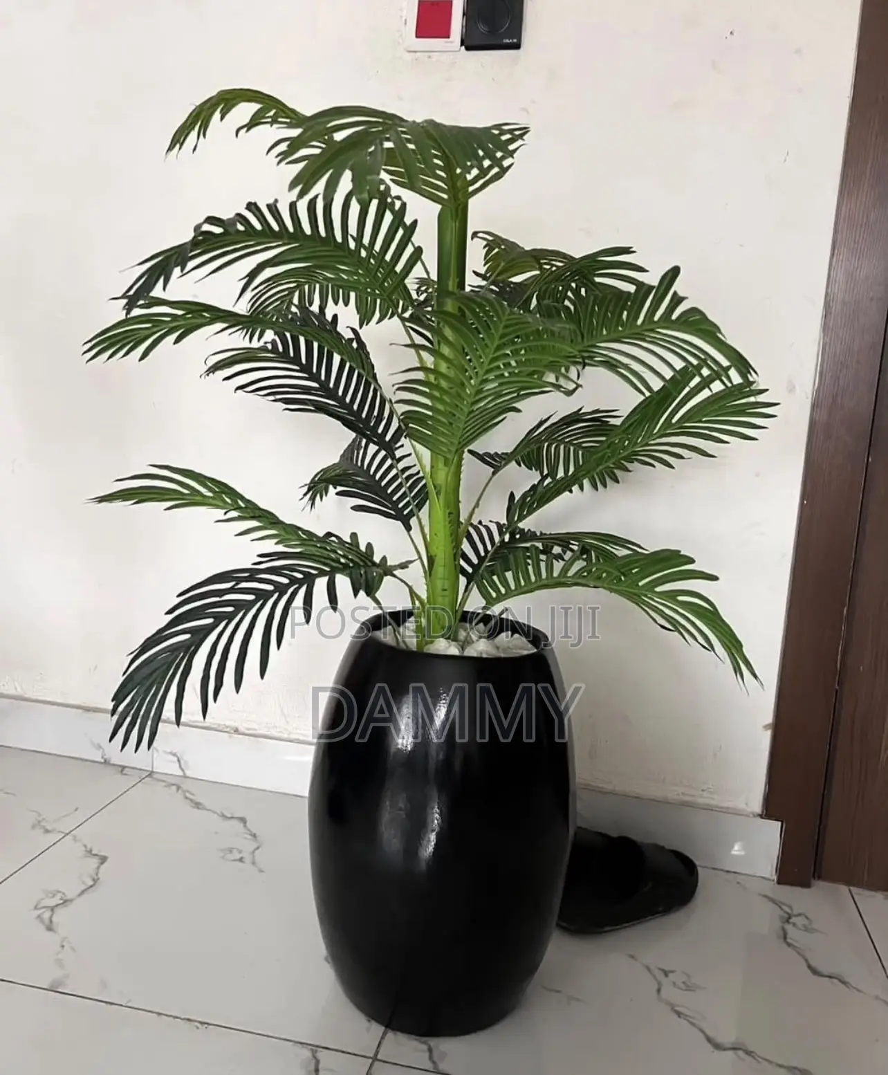 High-Gloss Flower Vases