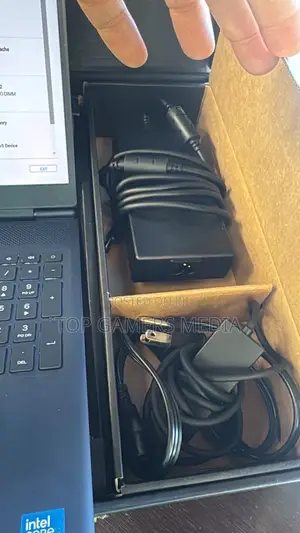 Laptop Alienware 16 Aurora 16GB Intel Core Ultra 7 SSD 1T