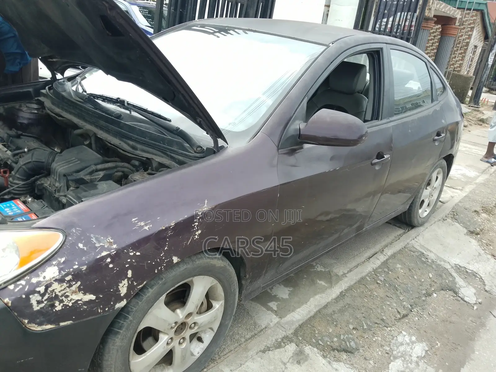 Hyundai Elantra 2010 Brown