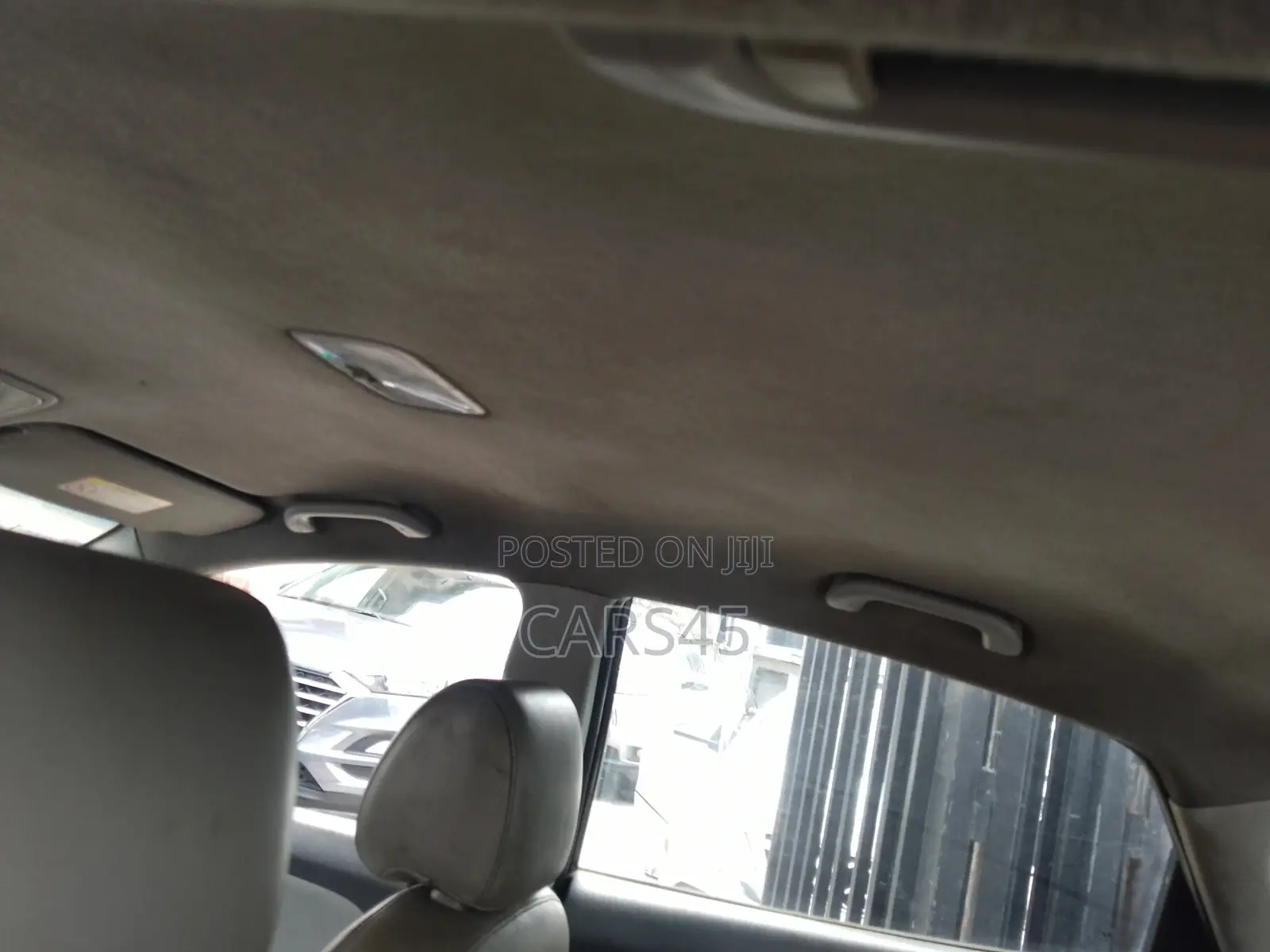Hyundai Elantra 2010 Brown