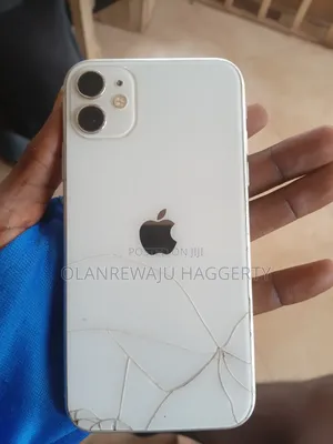 Apple iPhone 11 64 GB White