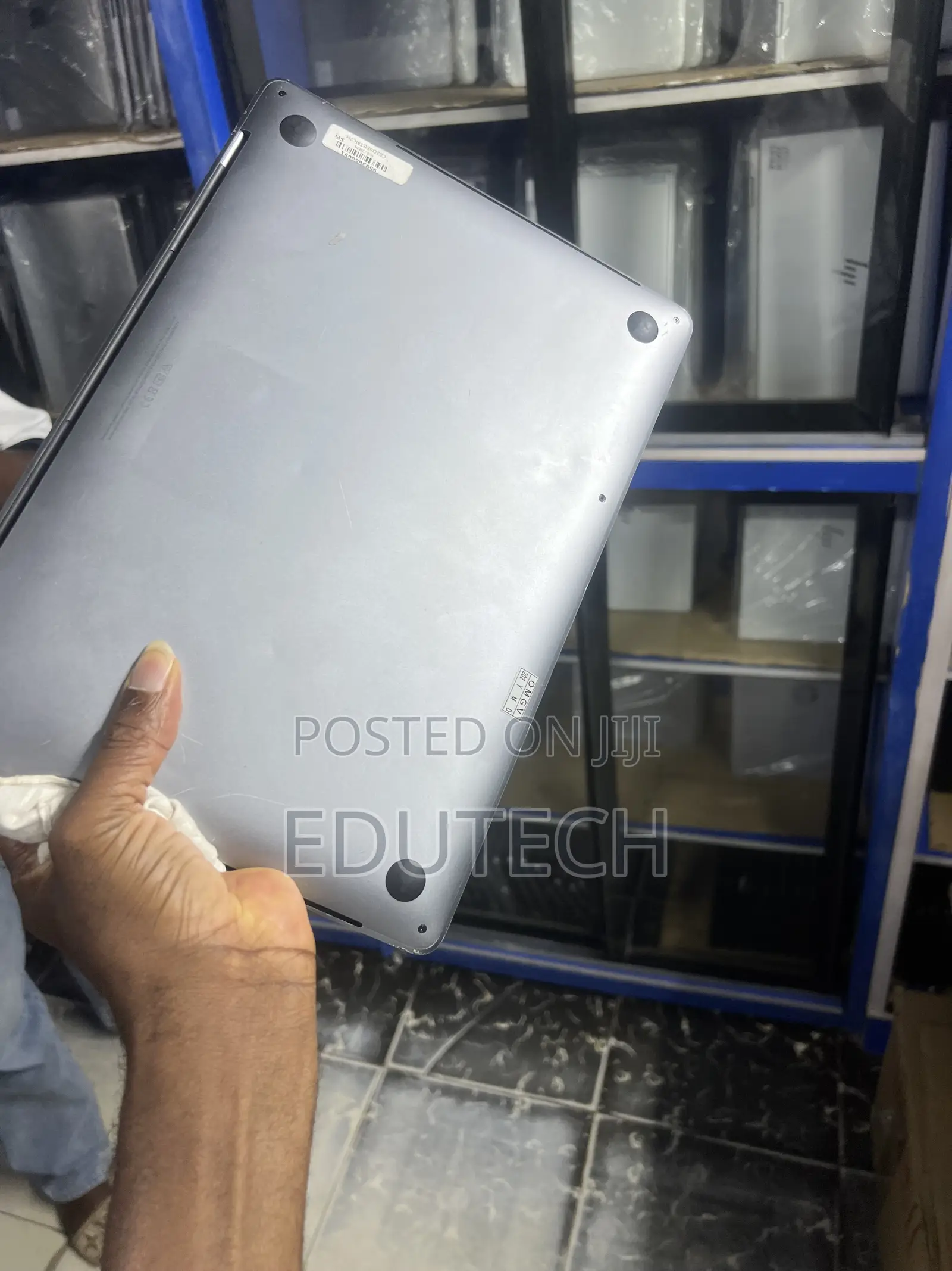 Laptop Apple MacBook Pro 2020 16GB Intel Core i7 SSD 512GB