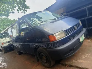 Volkswagen Transporter 2002 Blue