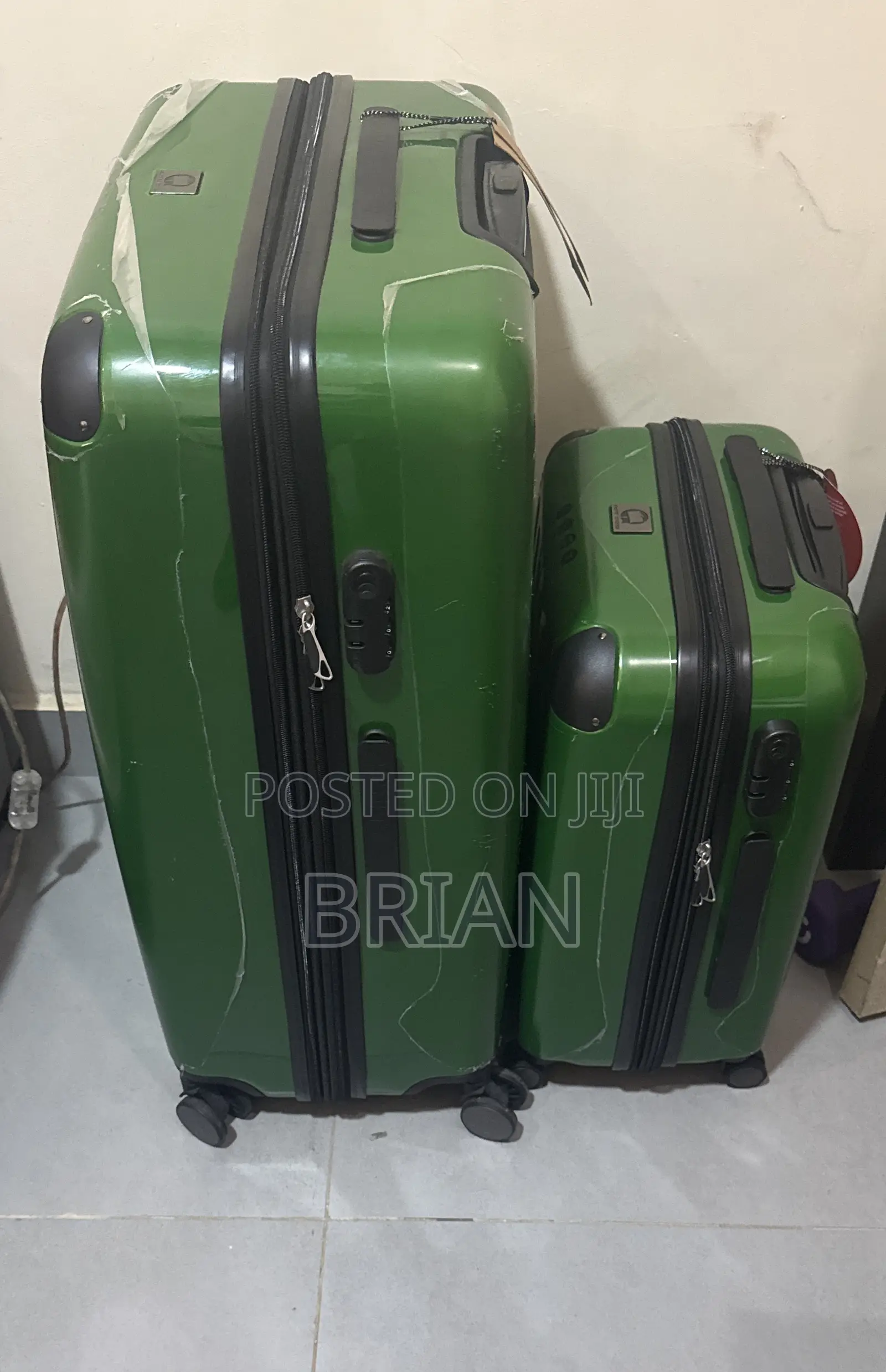 Set of Suitcase