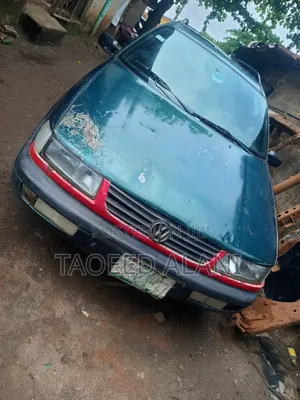 Volkswagen Passat 2.5 D 1999 Green