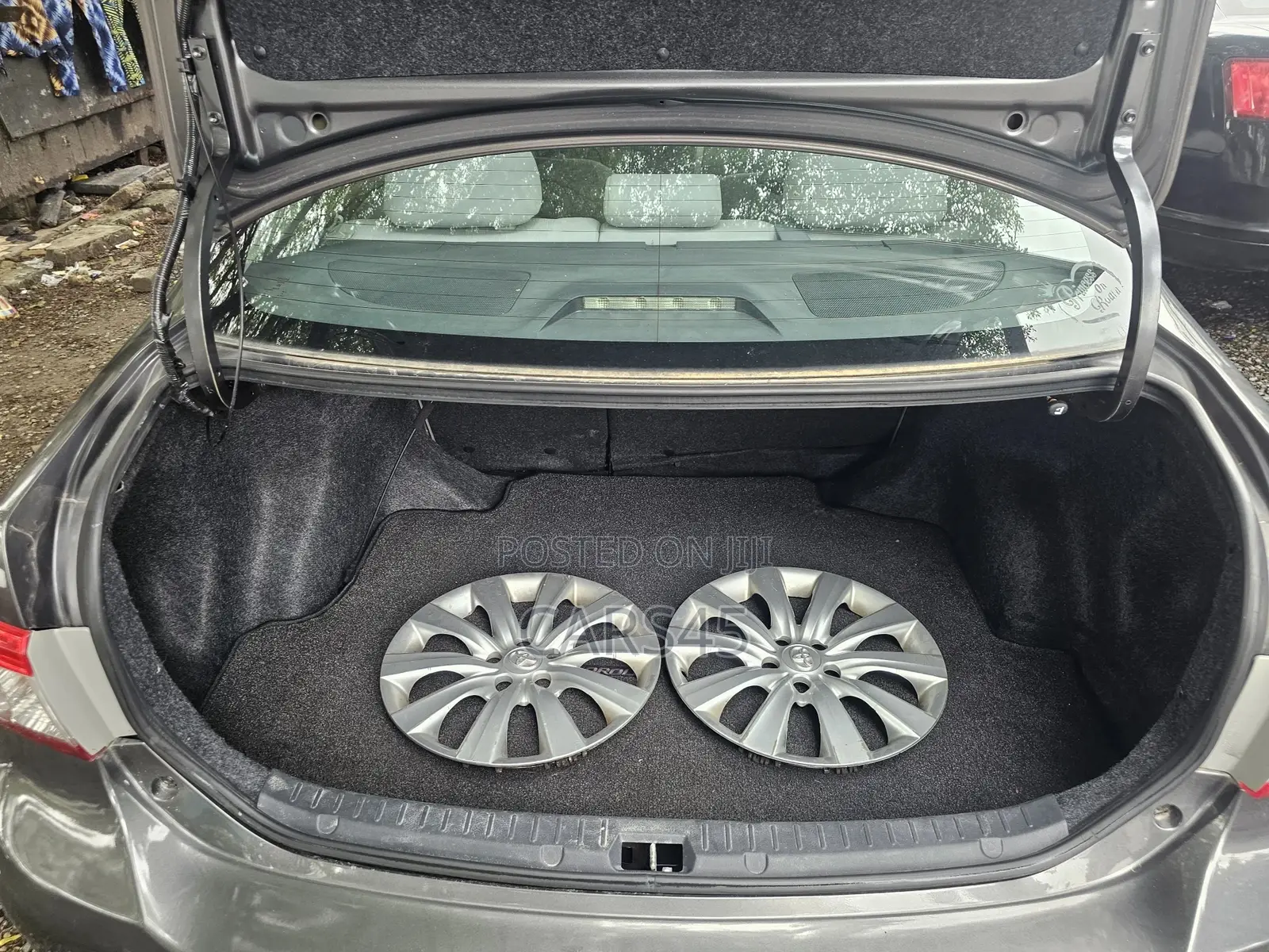 Toyota Corolla 2012 Gray