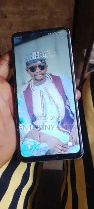 Infinix Smart 8