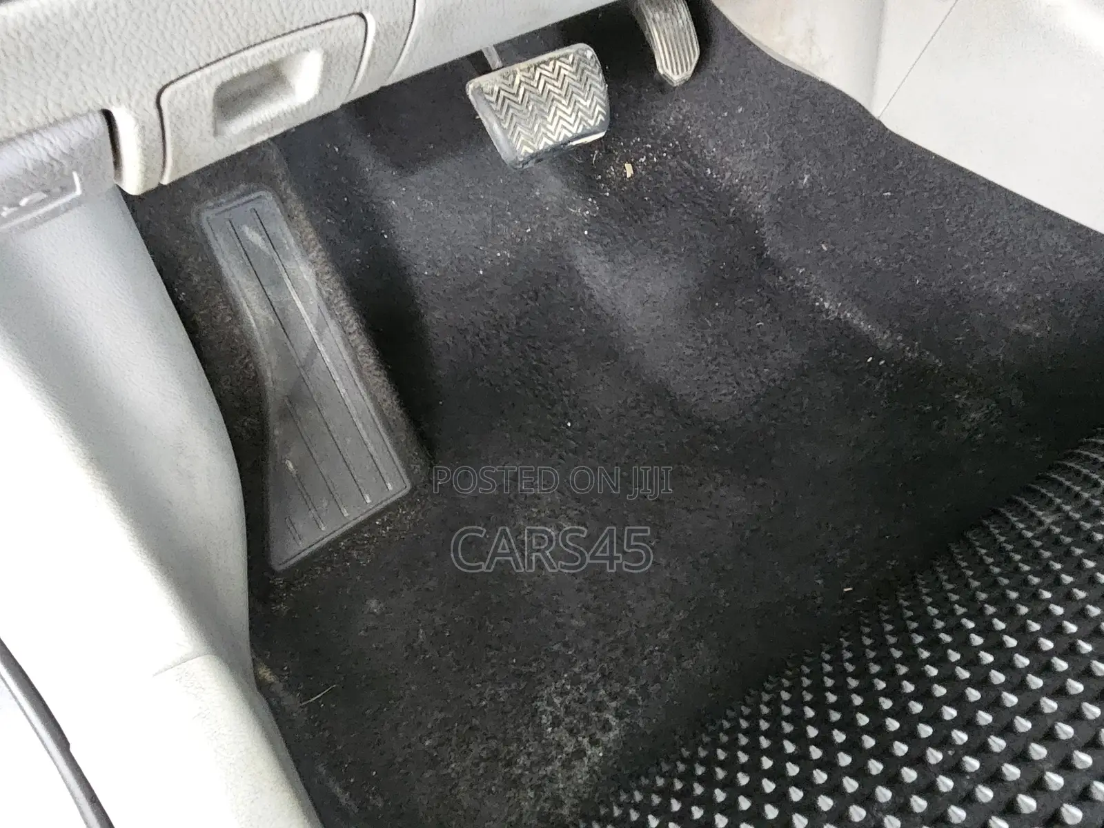 Toyota Corolla 2012 Gray