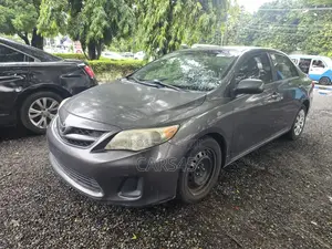 Toyota Corolla 2012 Gray