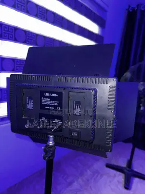 Led 800 Pro Professional Photo Video Light Kit