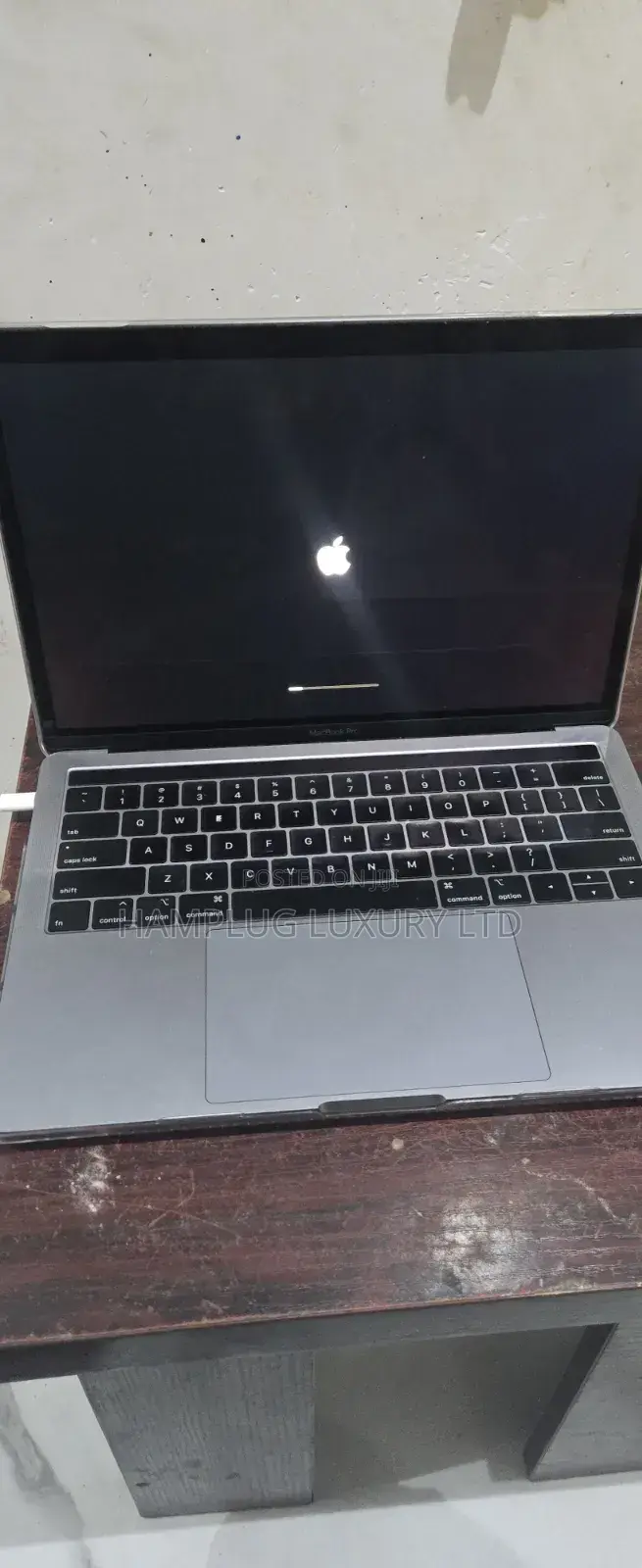 Laptop Apple MacBook Pro 2019 8GB Intel Core i5 SSD 128GB