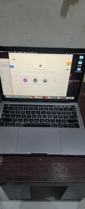 Laptop Apple MacBook Pro 2019 8GB Intel Core i5 SSD 128GB