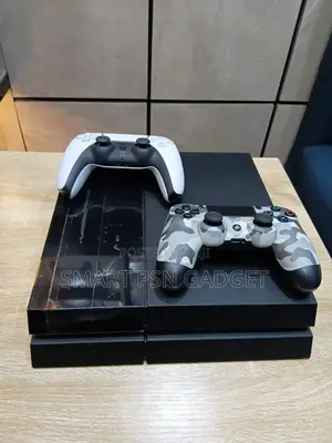 Clean Ps4 Big Games 2 Controllers
