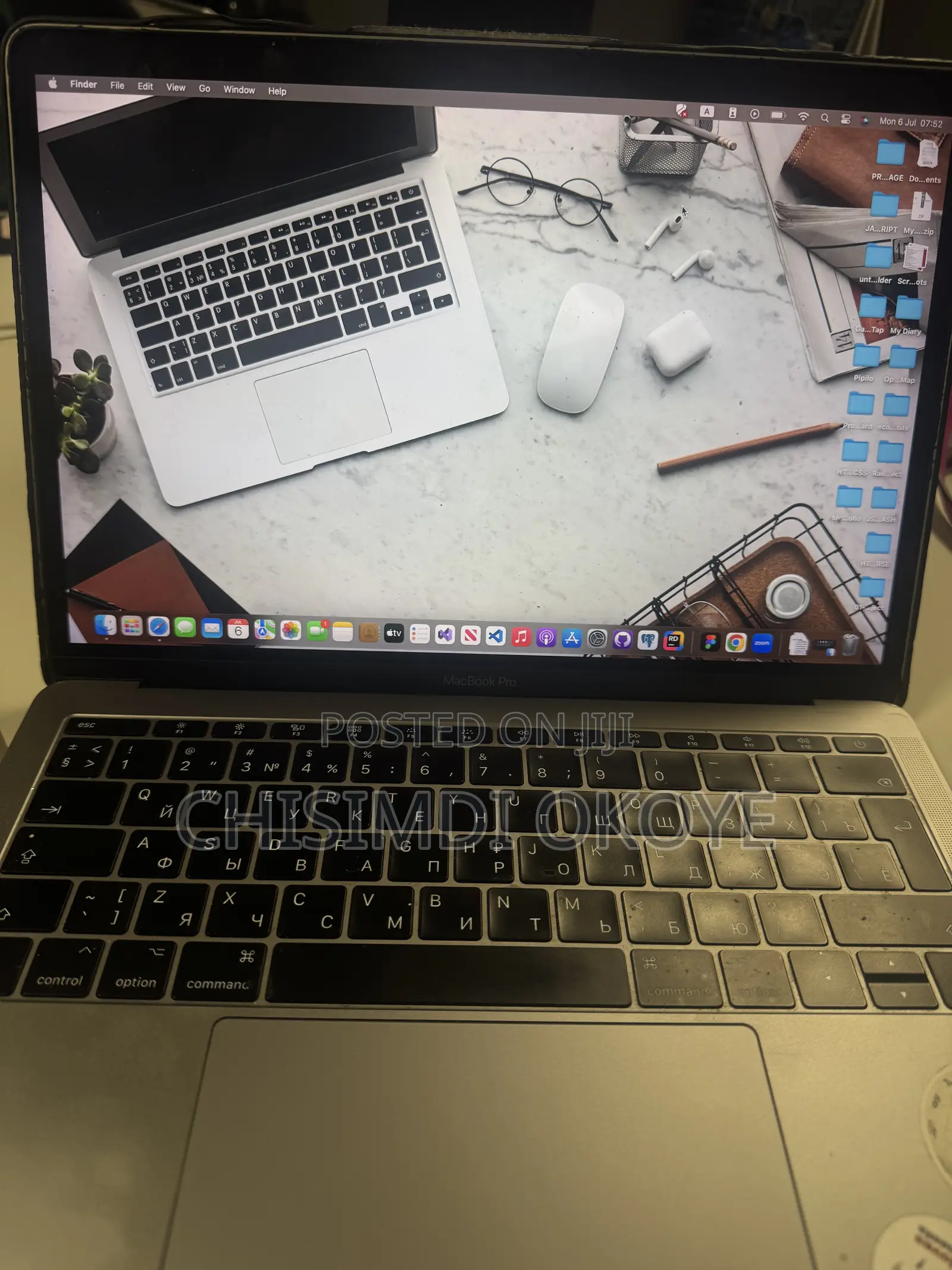 Laptop Apple MacBook Pro 2017 8GB Intel Core i5 SSD 256GB