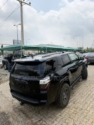 Toyota 4-Runner TRD Off Road Premium 2022 Black