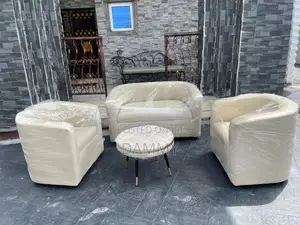 Brandnew 2,1,1 Leather Seater Sofa