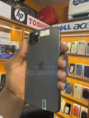Apple iPhone 11 Pro Max 64 GB Gray
