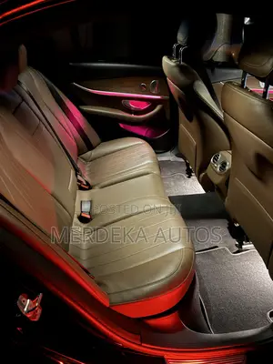 Mercedes-Benz E300 4Matic AWD Sedan (2.0L 4cyl 9A) 2017 Black