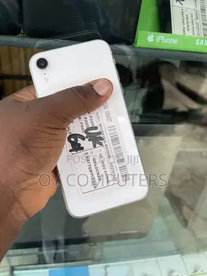 Apple iPhone XR 64 GB White