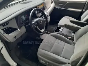 Toyota Sienna 2015 White