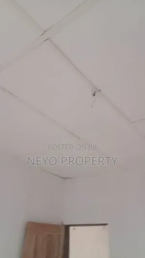 1bdrm Block of Flats in Prosperity Estate, Igbogbo for rent