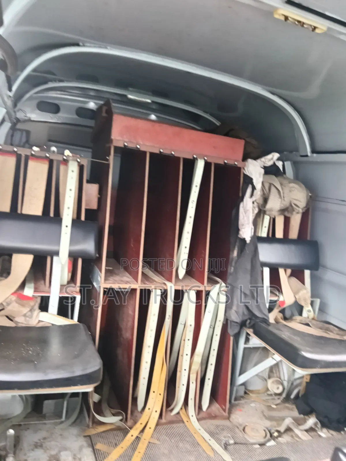 Ford Transit 1980 Red