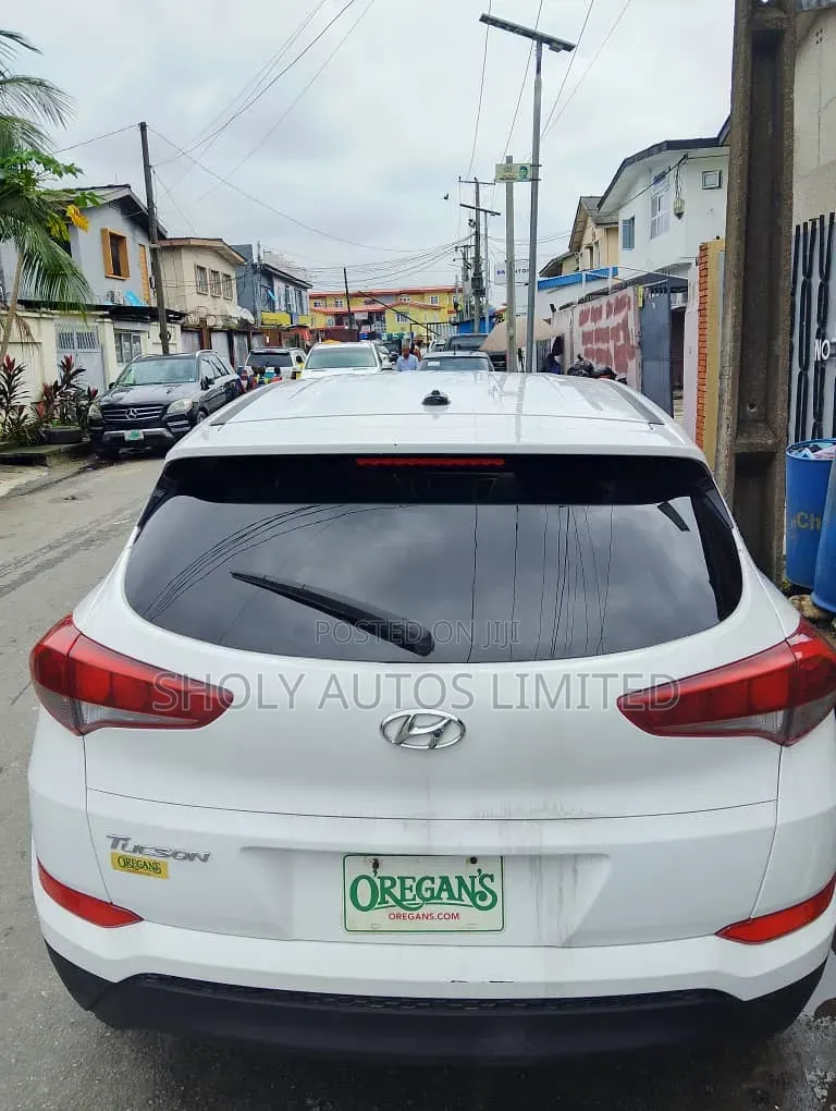 Hyundai Tucson 2017 White
