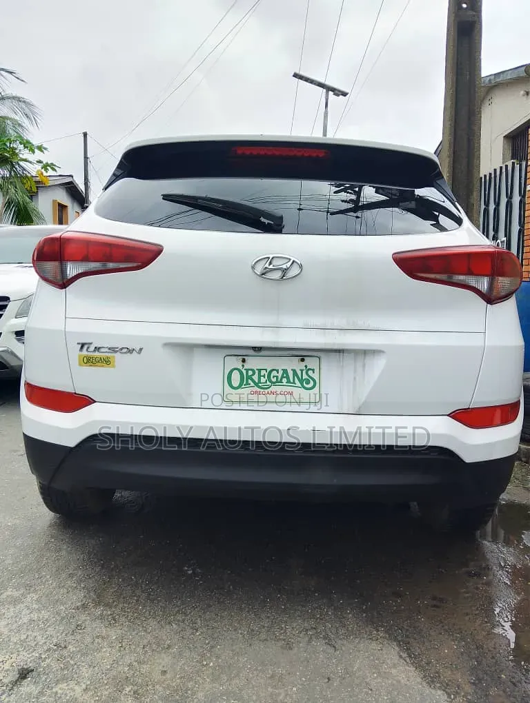 Hyundai Tucson 2017 White
