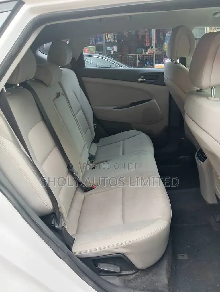 Hyundai Tucson 2017 White