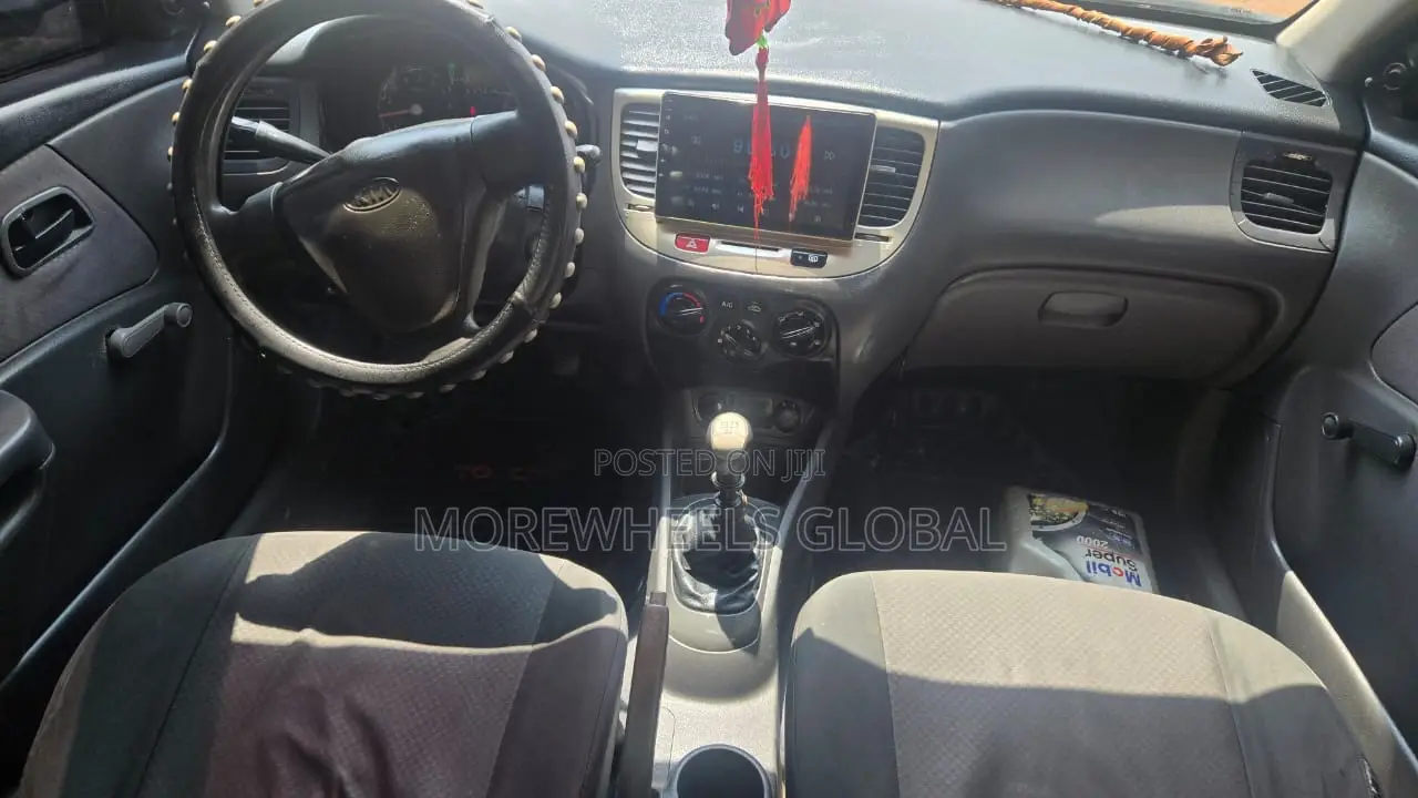 Kia Rio 1.4 2008 Silver