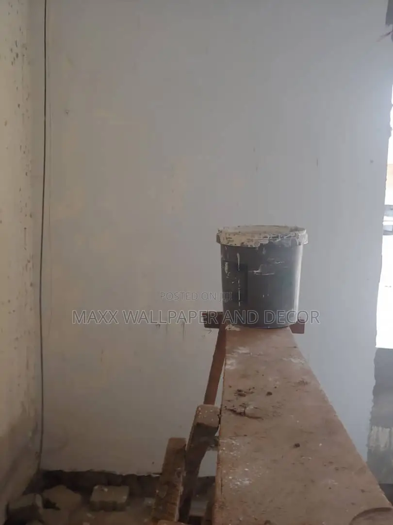 Mr. Putty: Your Key to Perfectly Screeded Surfaces