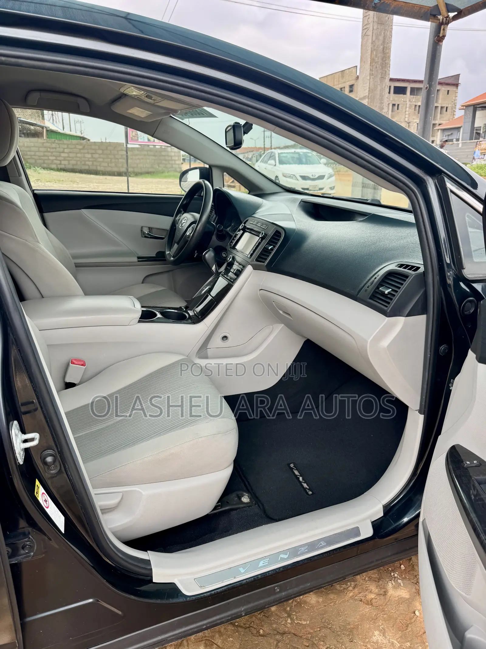 Toyota Venza LE 2013 Black