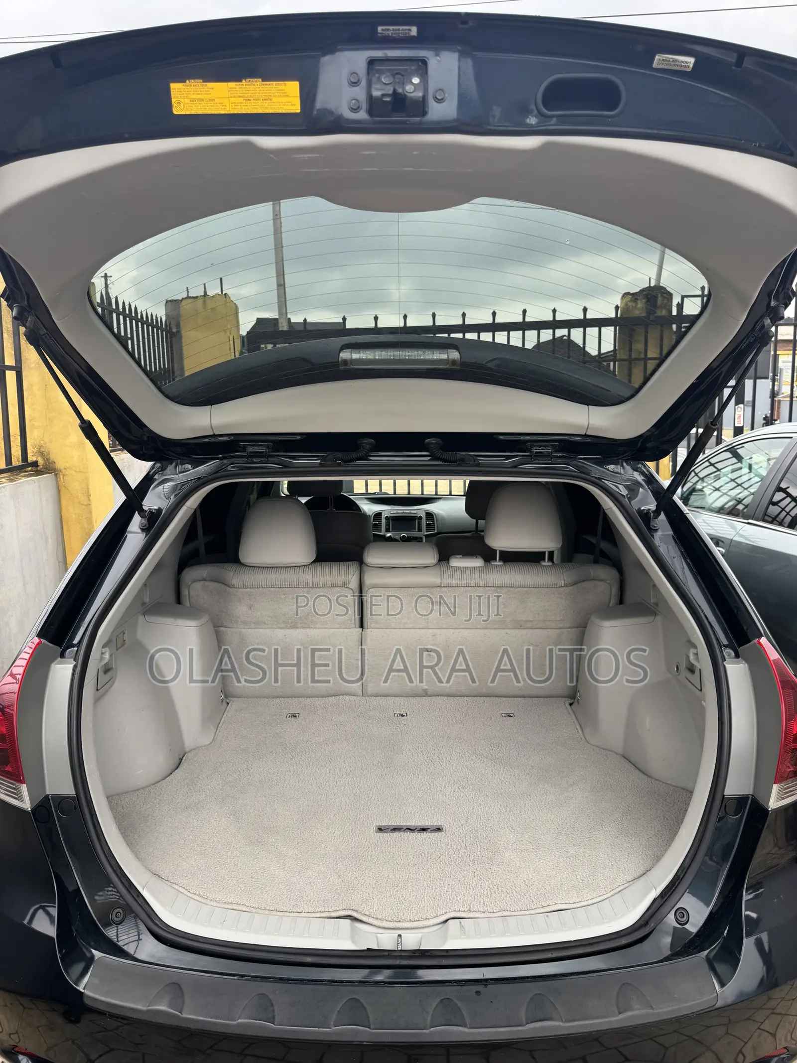 Toyota Venza LE 2013 Black