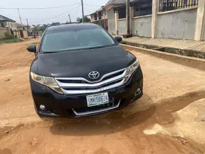 Toyota Venza V6 AWD 2010 Black