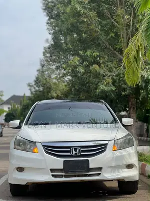 Honda Accord 2010 White