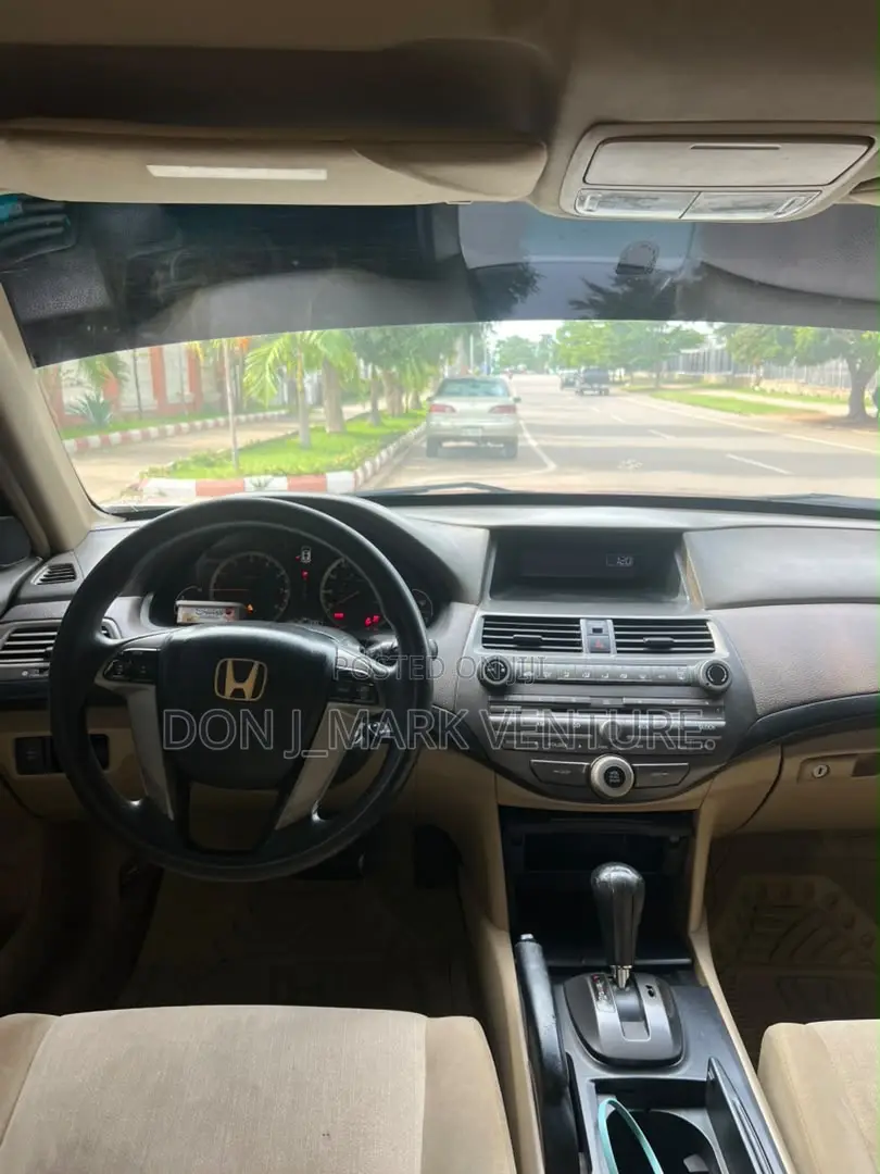 Honda Accord 2010 White