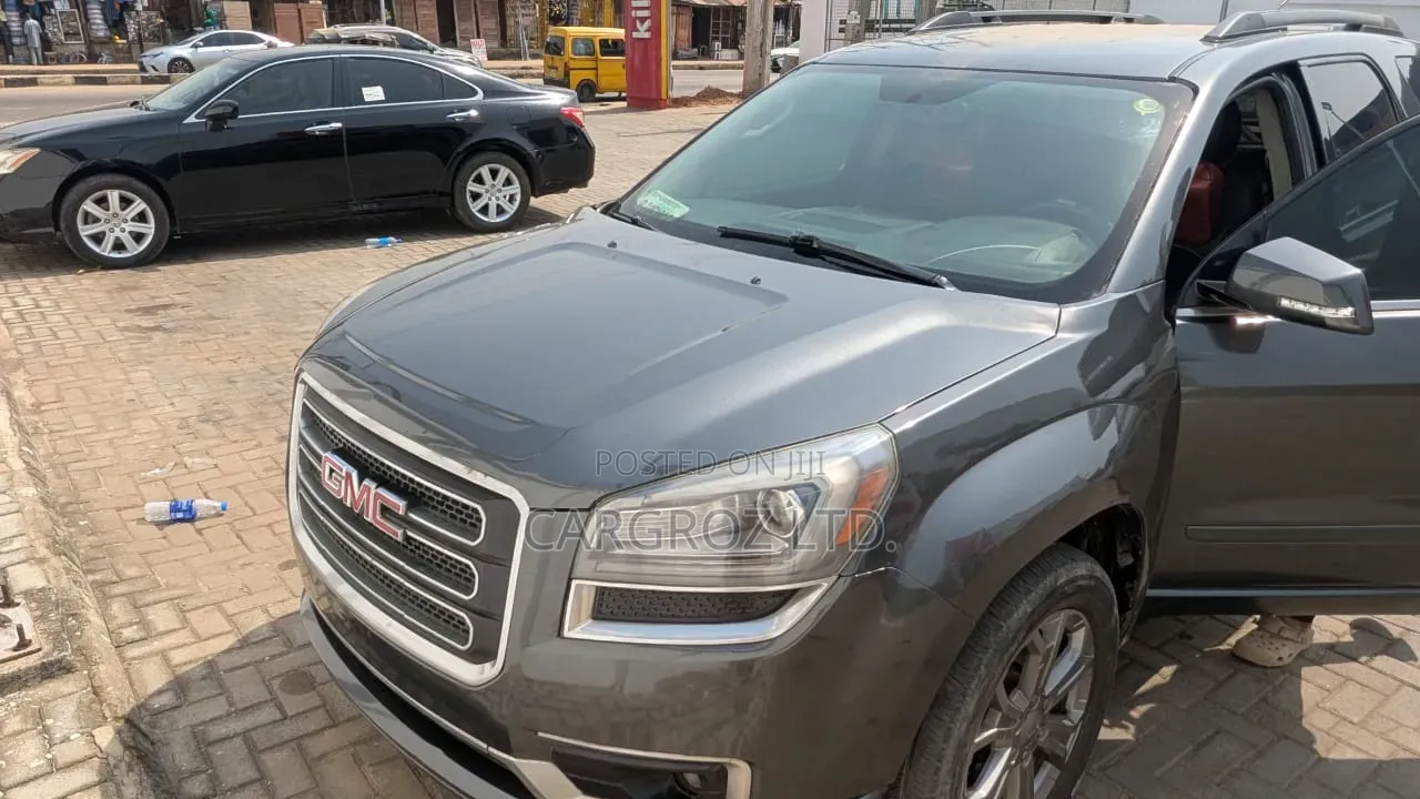 GMC Acadia 2015 Gray