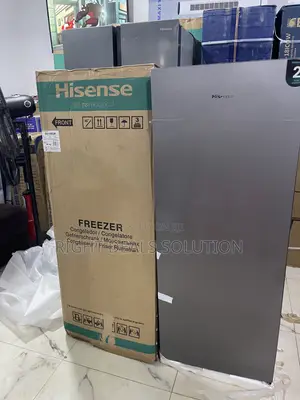 Hisense Rs189dr Refrigerator With Convenient Storage